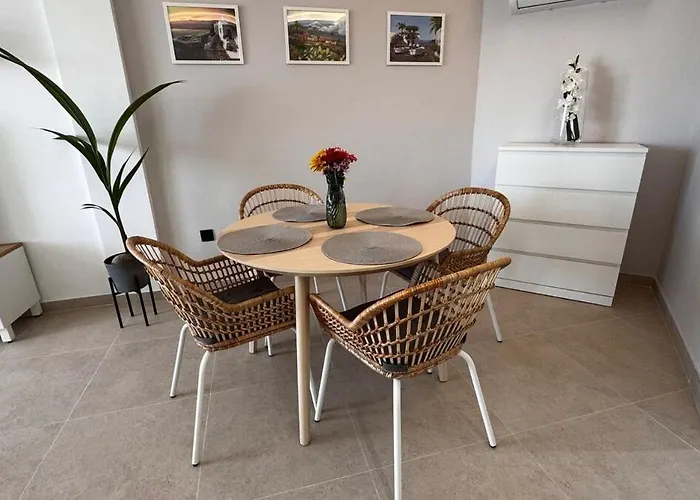 Royal Diamantes Ii With Ocean View Los Cristianos (Tenerife)