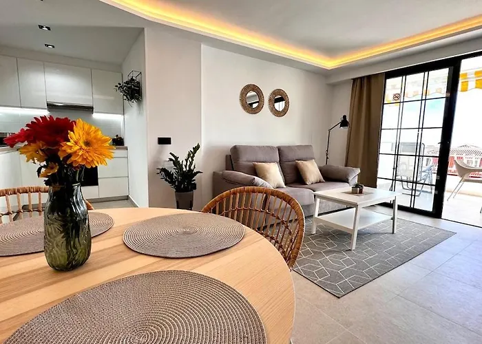 Royal Diamantes Ii With Ocean View * Los Cristianos (Tenerife)